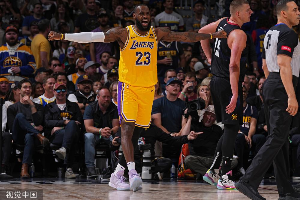 甚至中场的 甚至中场的