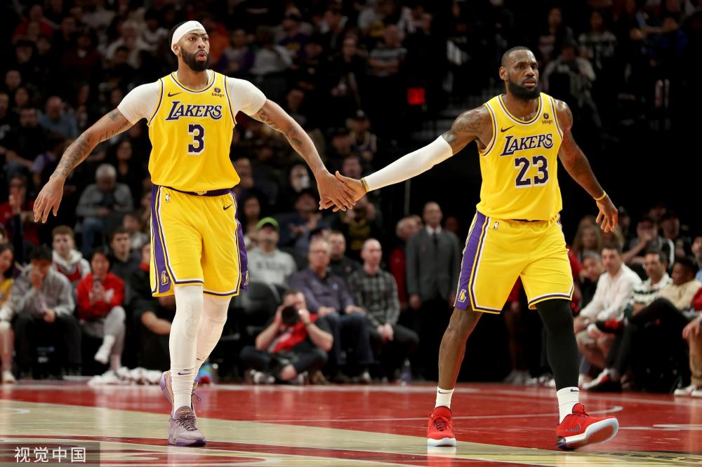 人参与到这 人参与到这